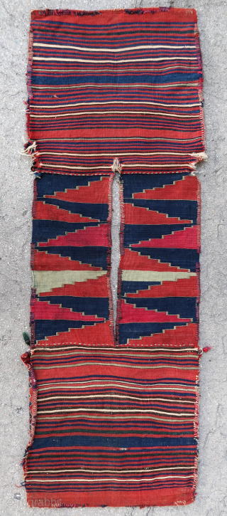 Rare, old, fine and non commercial but available, Yüncü /Kuba woven double bag (126 cm. x 42 cm.) Crispy and dense weaving with crystalline colors and good age. Heavy handling. A domestic  ...