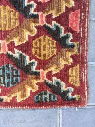 Tibet rug, red background ,Chinese geese fly south, full of lucky clouds veins. Wool warp and weft. Good age and condition .
Size 153*86cm(60*34”)          