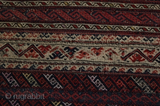 A BEAUTIFUL SUMAK SARMAZI WITH  BEAUTIFUL DESIGN AS YOU CAN SEE INTHE PICTURES. IT HAS NATURAL COLOURS AND THE THE SIZE IS 55 X 57 CM. FOR MORE PICTURES, PLEASE CONTACT  ...