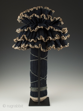 Pleated skirt,
Miao, China.
Cotton, indigo.
19" (48.2 cm) high,
Mid 20th century.
                        