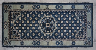 No.R148 * Chinese Antique “Chrysanthemum + Ball Flowers” Rug,Age:19th Century.Size:63x129cm(25"x51"),Origin: Baotou-Suiyuan. Shape: Rectangle,Background Color: Blues. 
                 