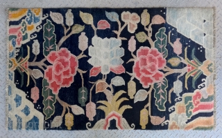 No.R165 * Tibetan Antique “Flower Design” Rug. Age:Late 19th/20th Century. Size:91x152cm(3'x5').wool/wool.Origin:Tibetan.Shape:Rectangle.Background Color:Blues.                     