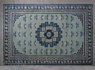 No.CL027 * Chinese Antique Ningxia Carpet ,Origin: Niningxia. Age: Late 18th/Early 19th Century.
Size: 184x275cm(6'x9').Shape: Rectangle .Background Color: Gray and Green.             