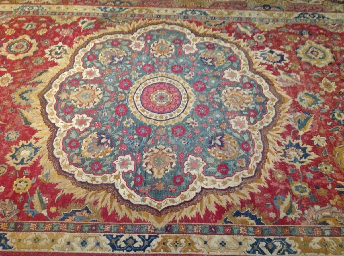 Indian medallion carpet, 17th century, Gulbenkian Museum