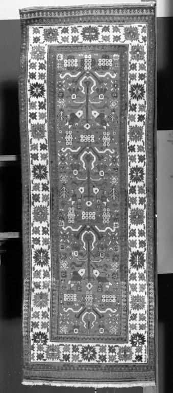 Harshang carpet