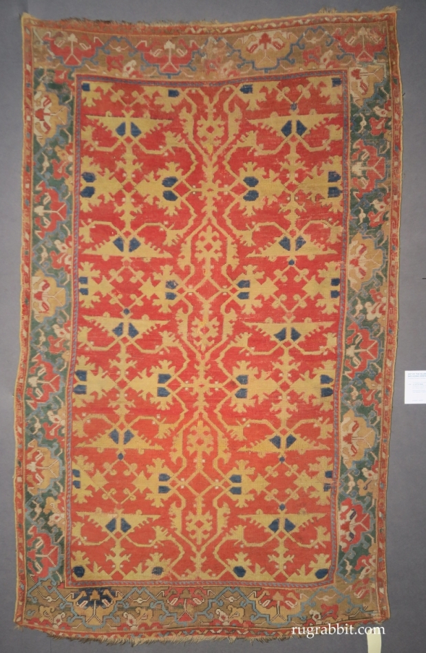 Lotto carpet :  Christie's Art of the Islamic and Indian Worlds including Oriental Rugs and Carpets: Isfahan carpet