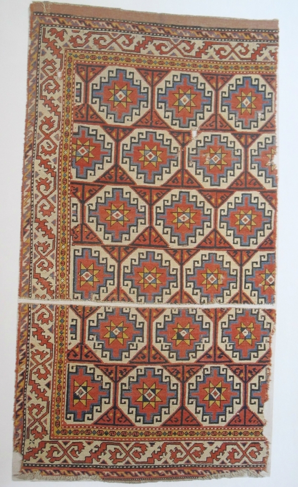 Budapest Memling rug